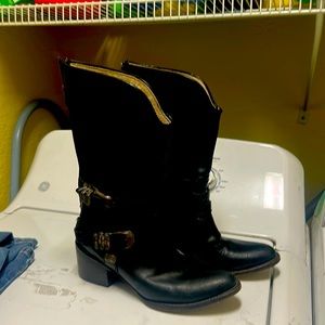 Freebird size 7 black boots